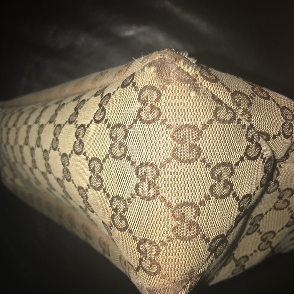 **AUTHENTIC!!** Gucci Medium Canvas Horsebit Hobo - Picture 3 of 8